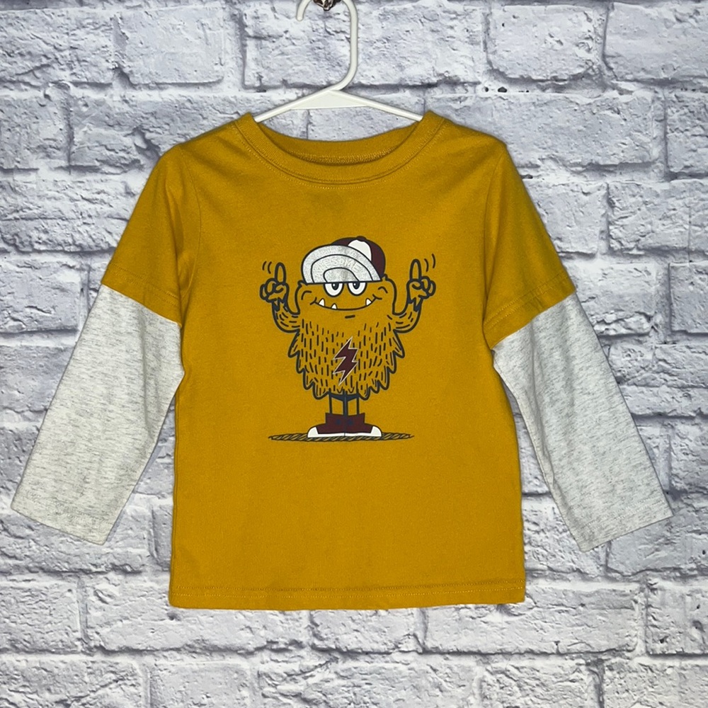 3 long sleeve shirts